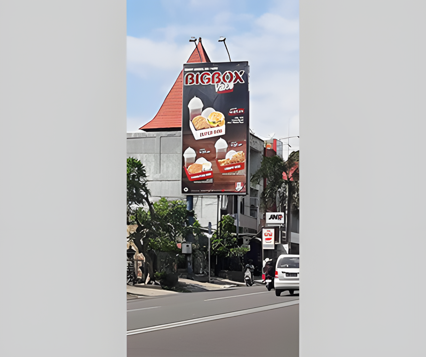 Upscale 4× dari foto arsip Citra; bukan bukti detail baru. KFC — Billboard