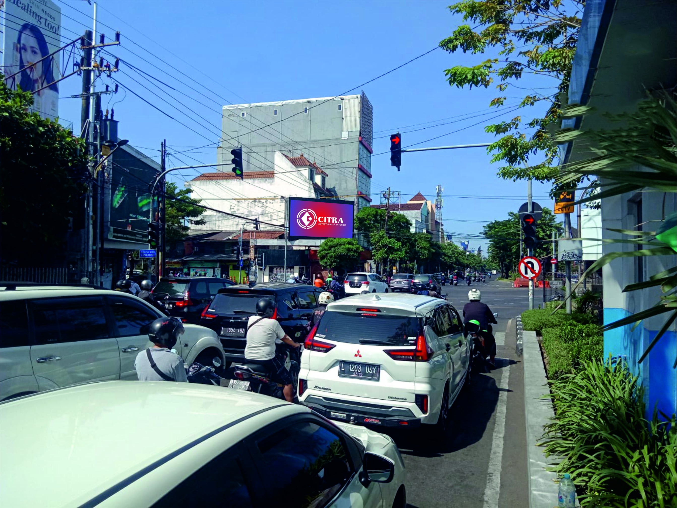 Perempatan Kertajaya sisi Timur (Arah dari Jl. Pucang )